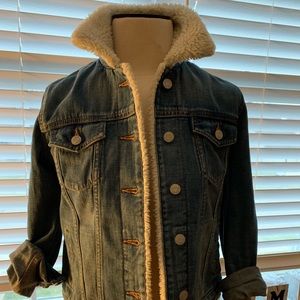 GAP Jackets & Coats - Partially Sherpa lined GAP denim jacket GAP Jackets & Coats - Partially Sherpa lined GAP denim jacket